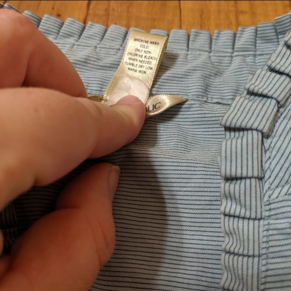 Banana Republic Long Sleeve Button Down Shirt - Picture 7 of 7